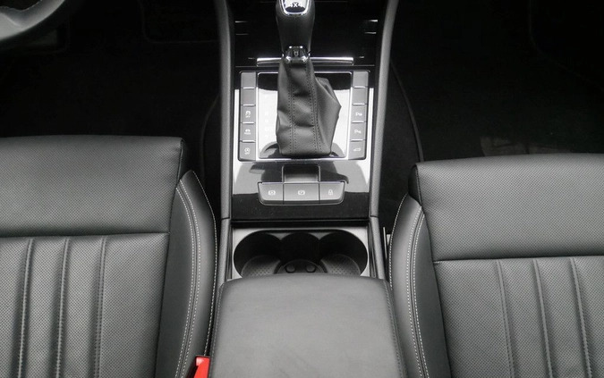 Skoda Superb cena 149899 przebieg: 73185, rok produkcji 2021 z Warszawa małe 562